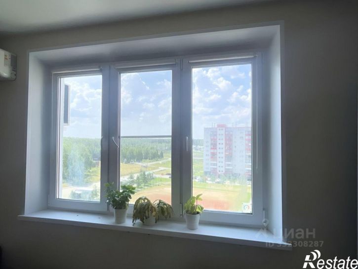 2-комн квартира ул Изумрудная, 1,  д. 1
