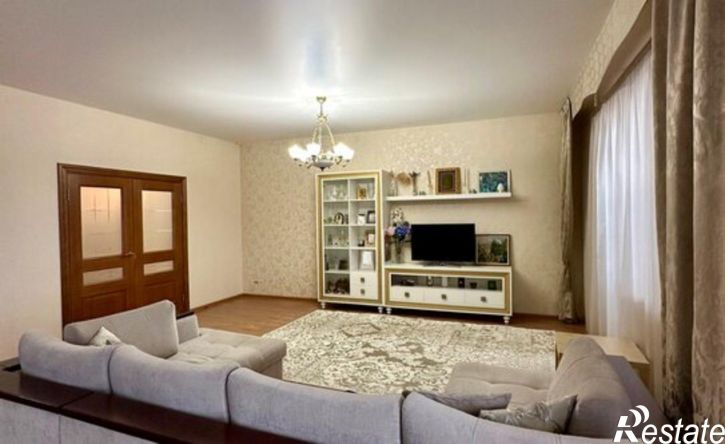 3-комн квартира ул Братьев Кашириных, 12Б,  д. 12Б