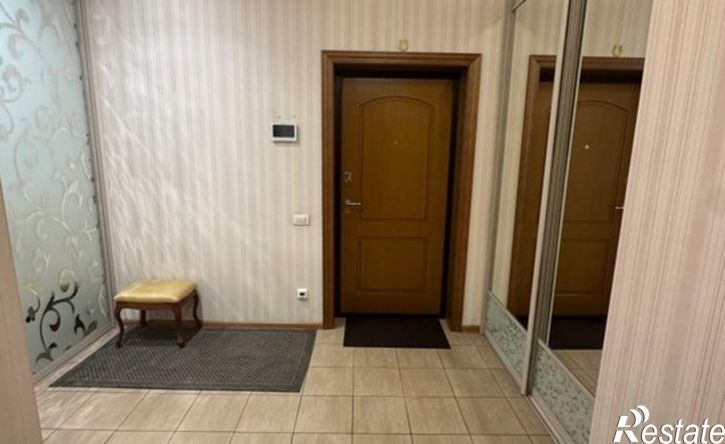 3-комн квартира ул Братьев Кашириных, 12Б,  д. 12Б
