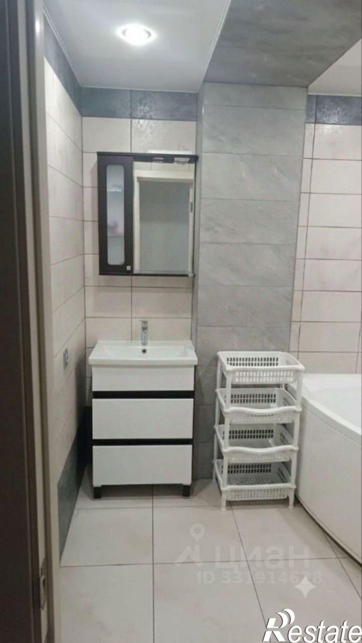 2-комн квартира ул Барбюса, 18,  д. 18