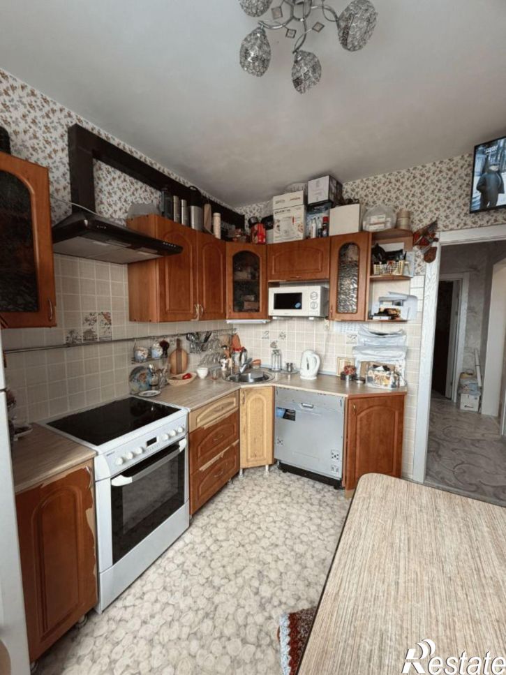 3-комн квартира ул Омская, 12,  д. 12