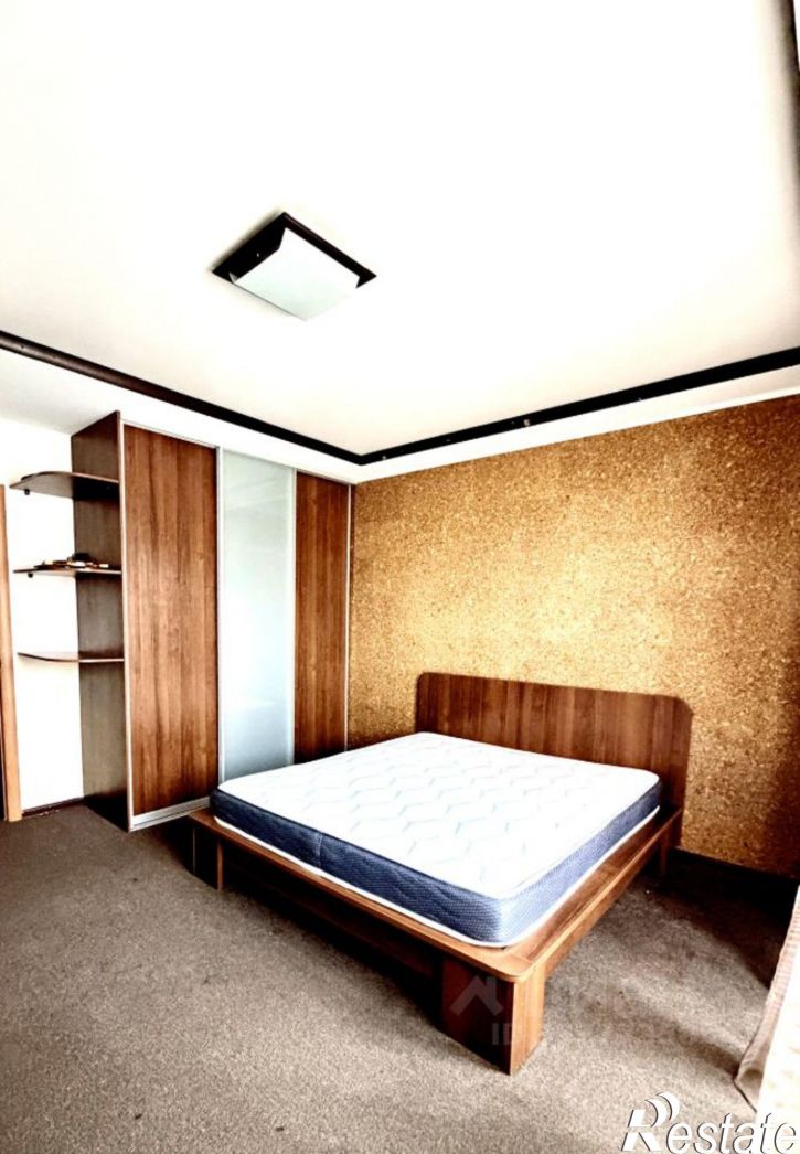 4-комн квартира ул Сулимова, 75А,  д. 75А