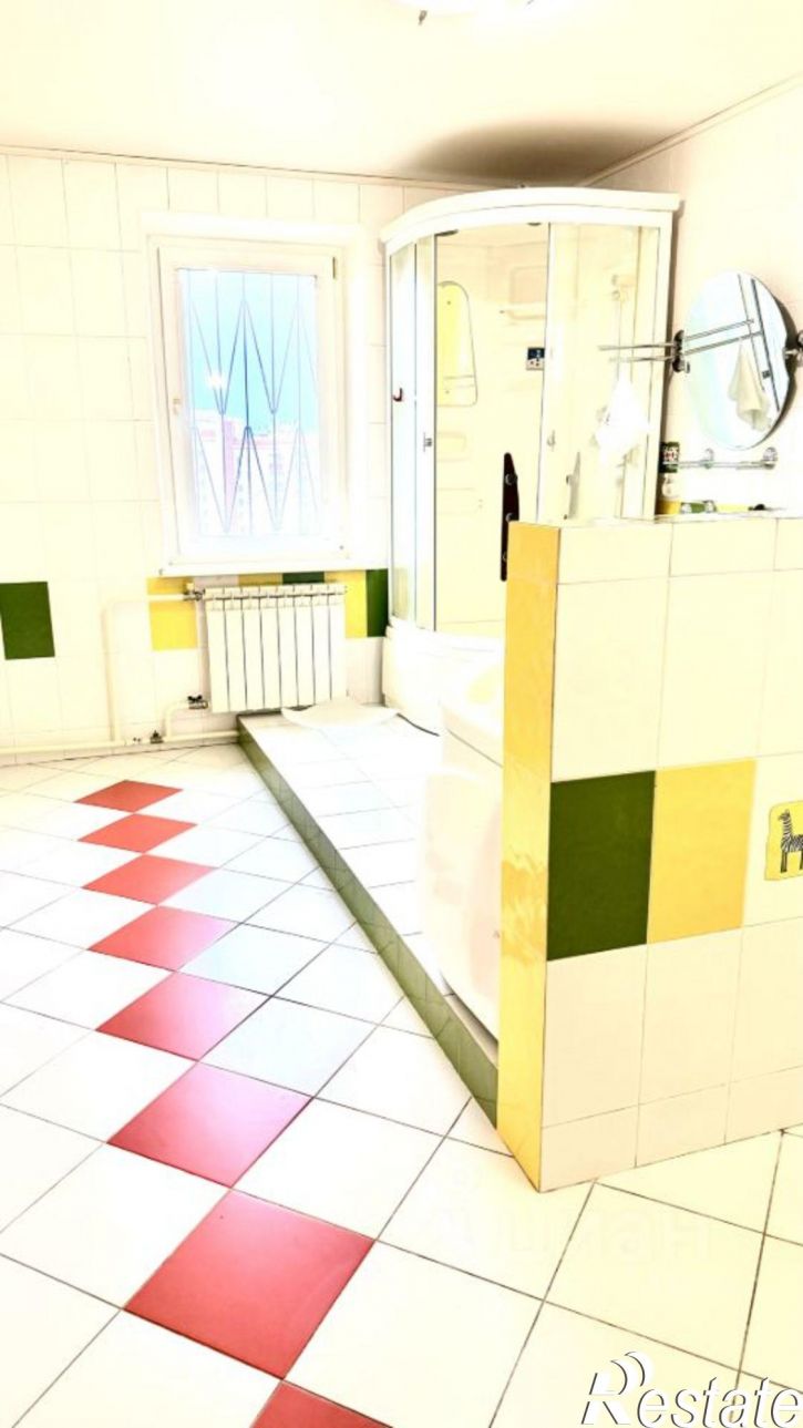 4-комн квартира ул Сулимова, 75А,  д. 75А