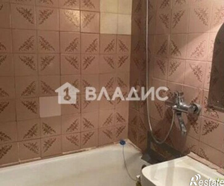 2-комн квартира ул Батумская, 15,  д. 15