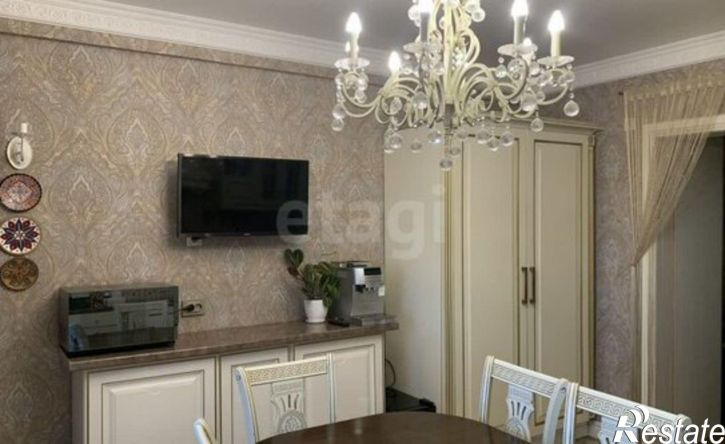 5-комн квартира ул Труда, 162,  д. 162