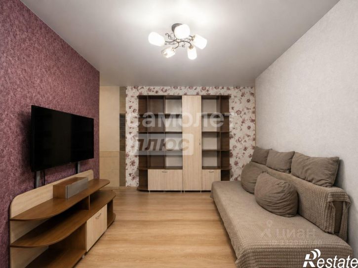 3-комн квартира пр-кт Победы, 162,  д. 162