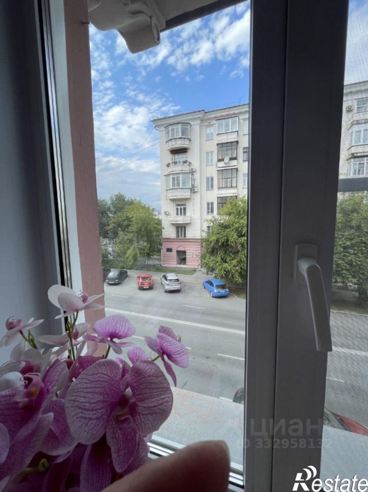 2-комн квартира ул Сони Кривой, 33,  д. 33