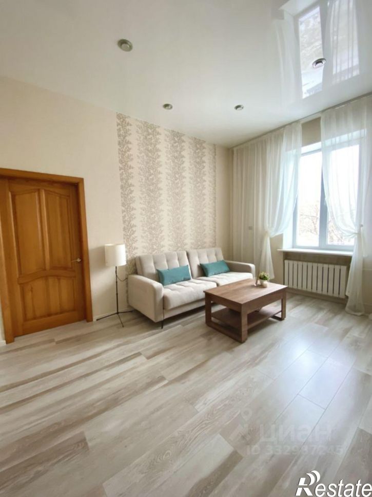 3-комн квартира ул Сталеваров, 9,  д. 9