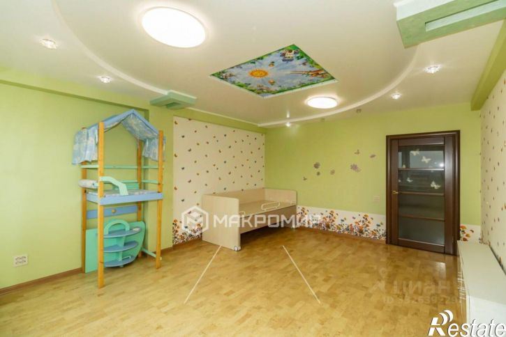 3-комн квартира ул Труда, 162,  д. 162
