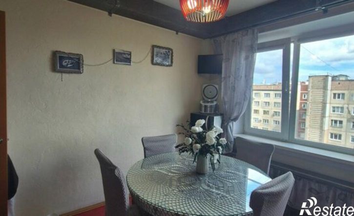 4-комн квартира пр-кт Победы, 299,  д. 299