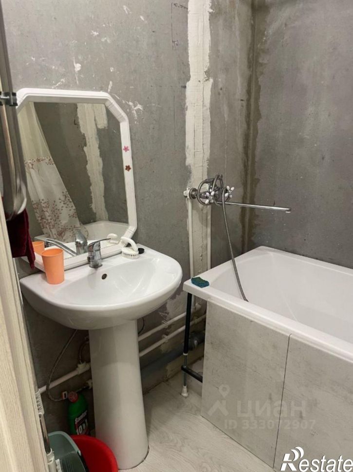 2-комн квартира ул Завалишина, 37,  д. 37