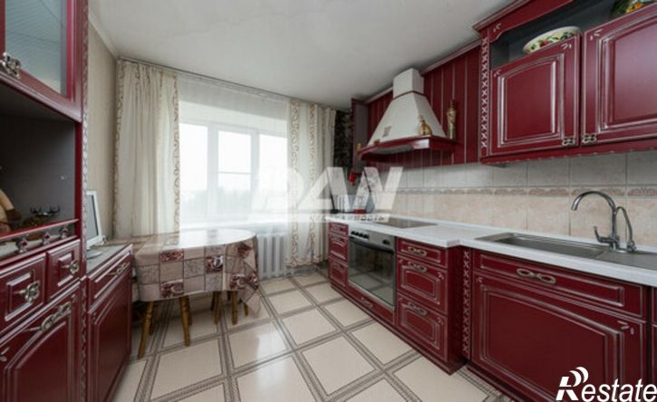 3-комн квартира Свердловский пр-кт, 28А,  д. 28А