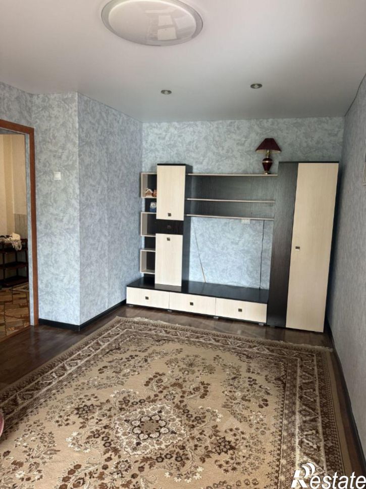 2-комн квартира ул Калмыкова, 7,  д. 7