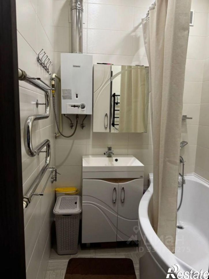 3-комн квартира ул Сталеваров, 37,  д. 37
