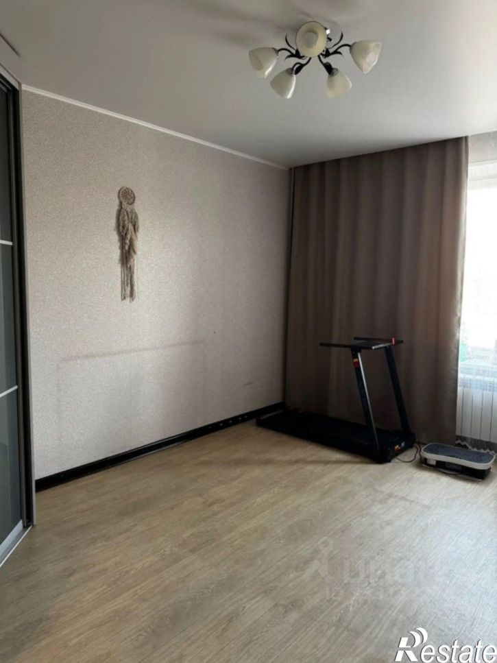 3-комн квартира ул Сталеваров, 37,  д. 37