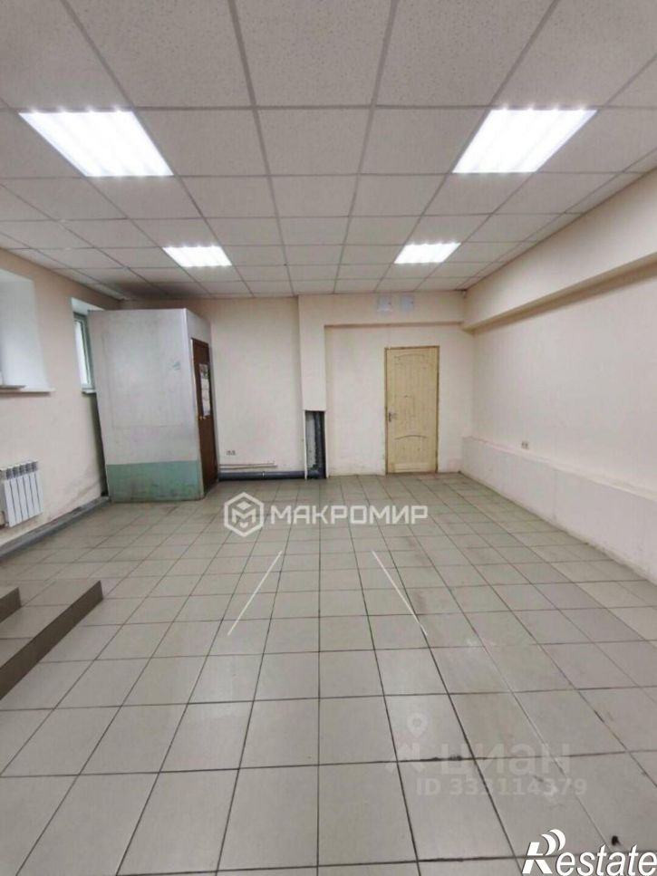 Торговое помещение ул Коммунаров, 2,  д. 2