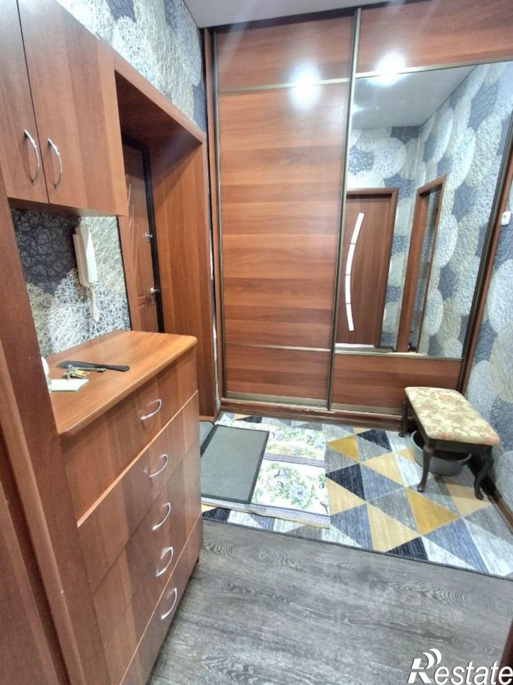 3-комн квартира ул Сталеваров, 46А,  д. 46А