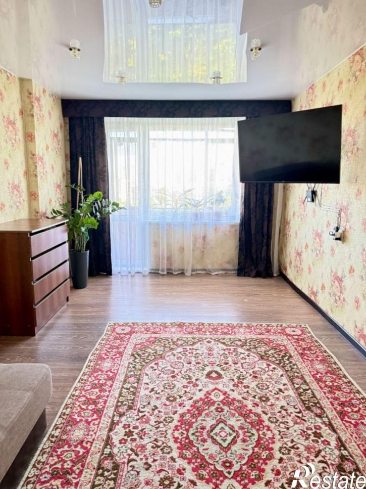 2-комн квартира ул Молодогвардейцев, 64А,  д. 64А