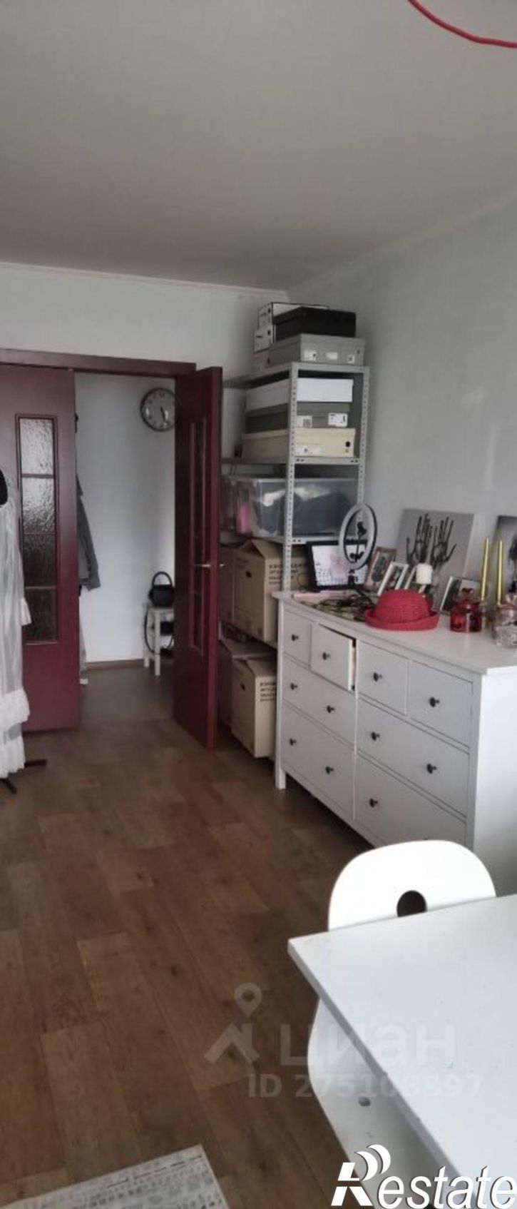 3-комн квартира ул Суркова, 17,  д. 17