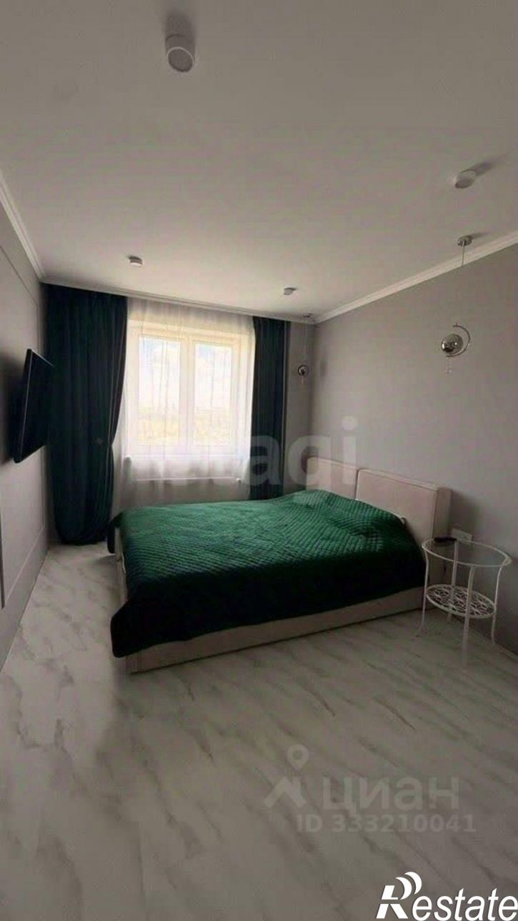 2-комн квартира ул Архитектора Александрова, 8,  д. 8
