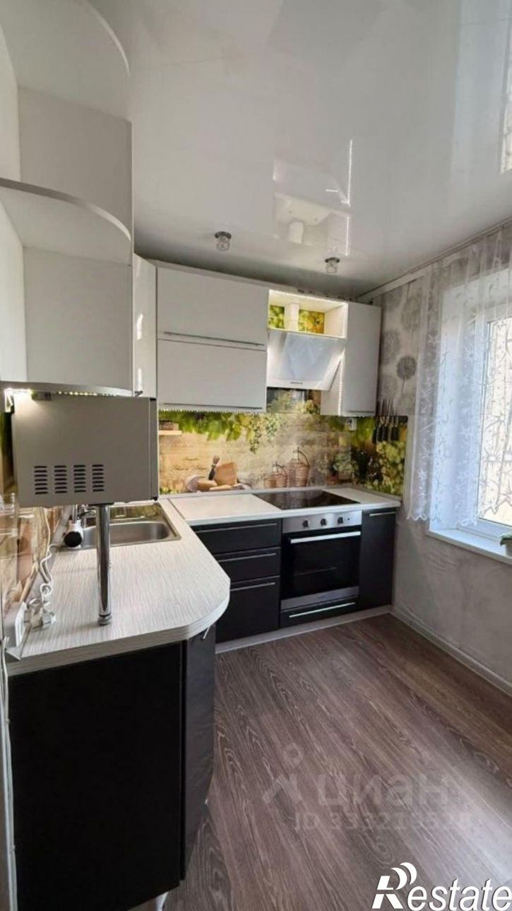 2-комн квартира ул Молодогвардейцев, 64А,  д. 64А
