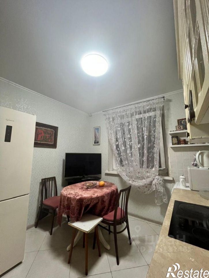 4-комн квартира ул Молодогвардейцев, 59,  д. 59