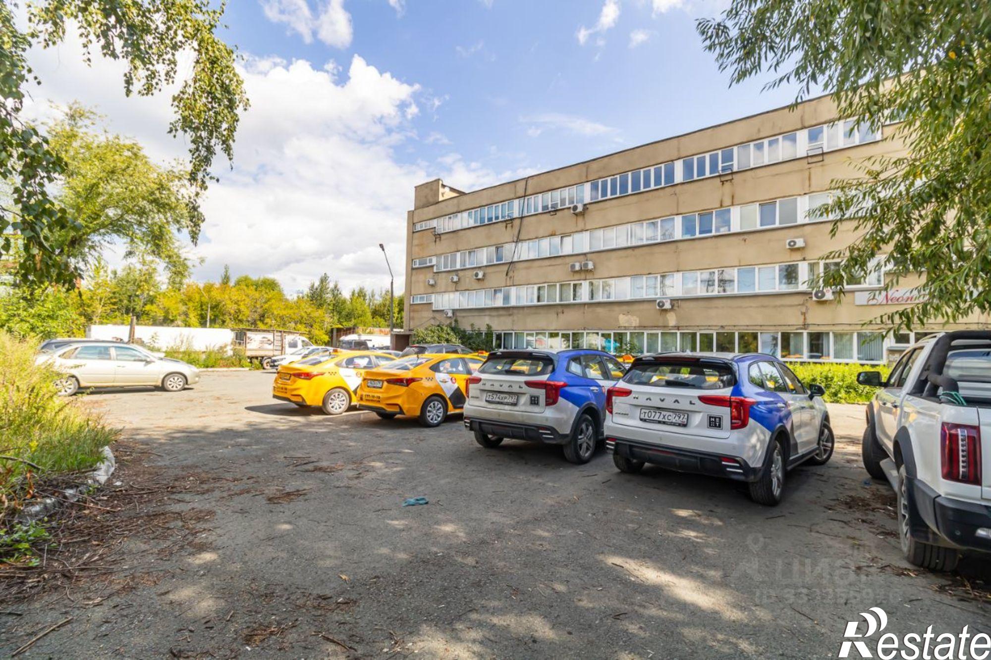 Купить ОСЗ, отдельно стоящее здание за 50 000 200 рублей на ул Линейная, 86
