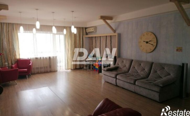 3-комн квартира ул Курчатова, 1А,  д. 1А