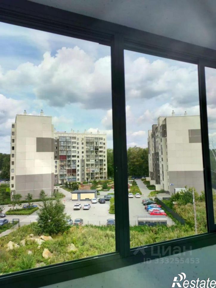 2-комн квартира улица Дмитрия Неаполитанова, 30