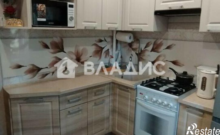 3-комн квартира ул Сталеваров, 20А,  д. 20А