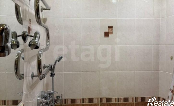 2-комн квартира ул Комарова, 110А,  д. 110А