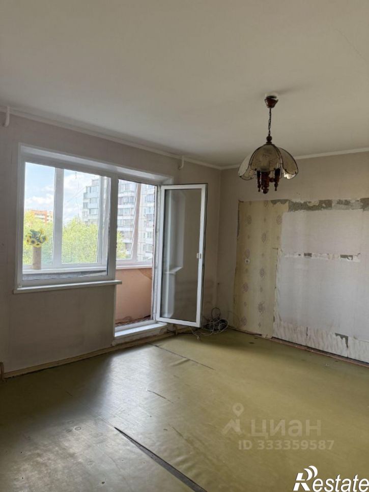 3-комн квартира ул Машиностроителей, 10,  д. 10