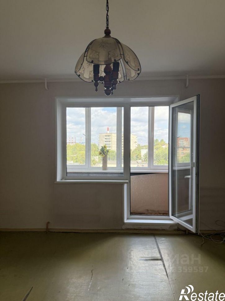 3-комн квартира ул Машиностроителей, 10,  д. 10