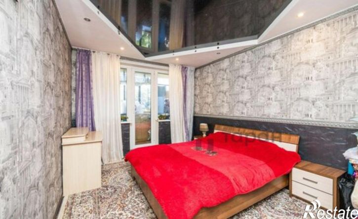4-комн квартира ул Молодогвардейцев, 26,  д. 26