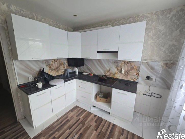3-комн квартира ул Захаренко, 9А,  д. 9А