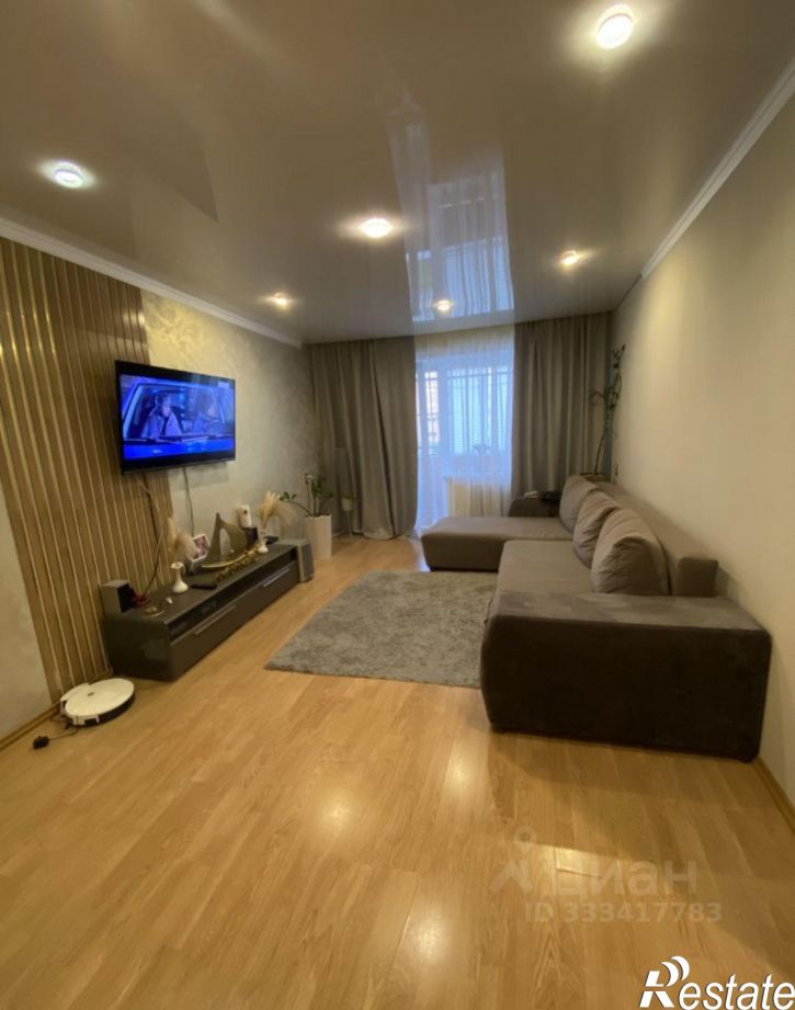 3-комн квартира ул Бурденюка, 8,  д. 8