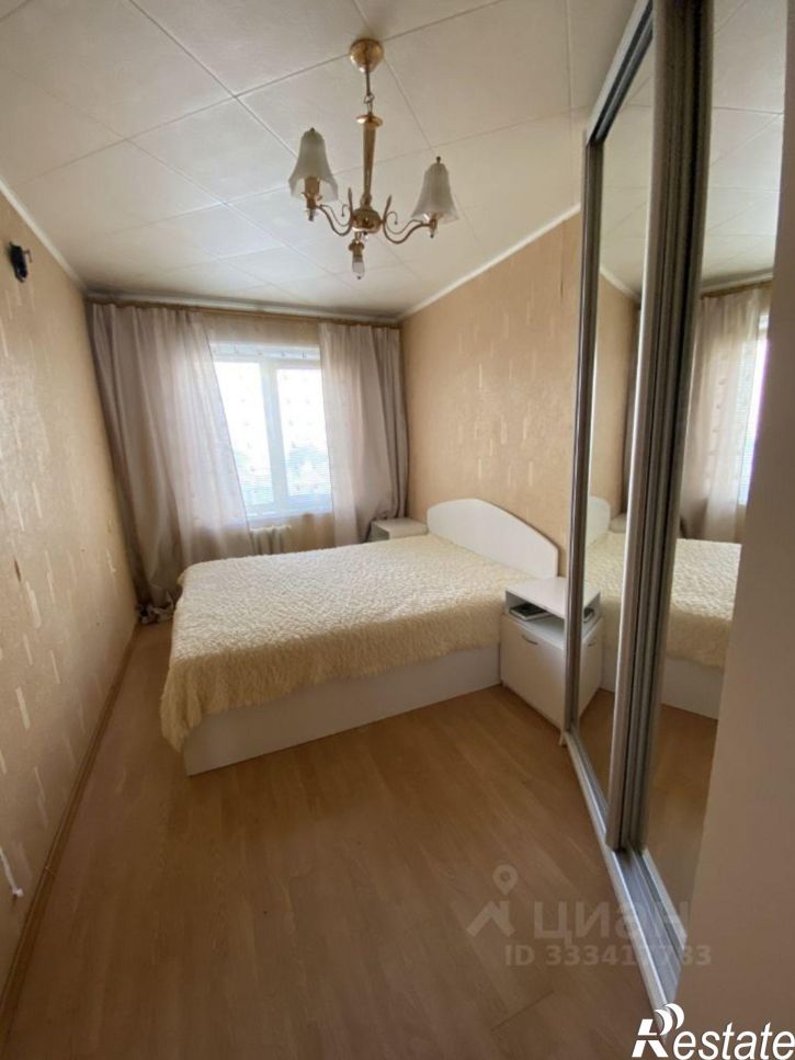 3-комн квартира ул Бурденюка, 8,  д. 8