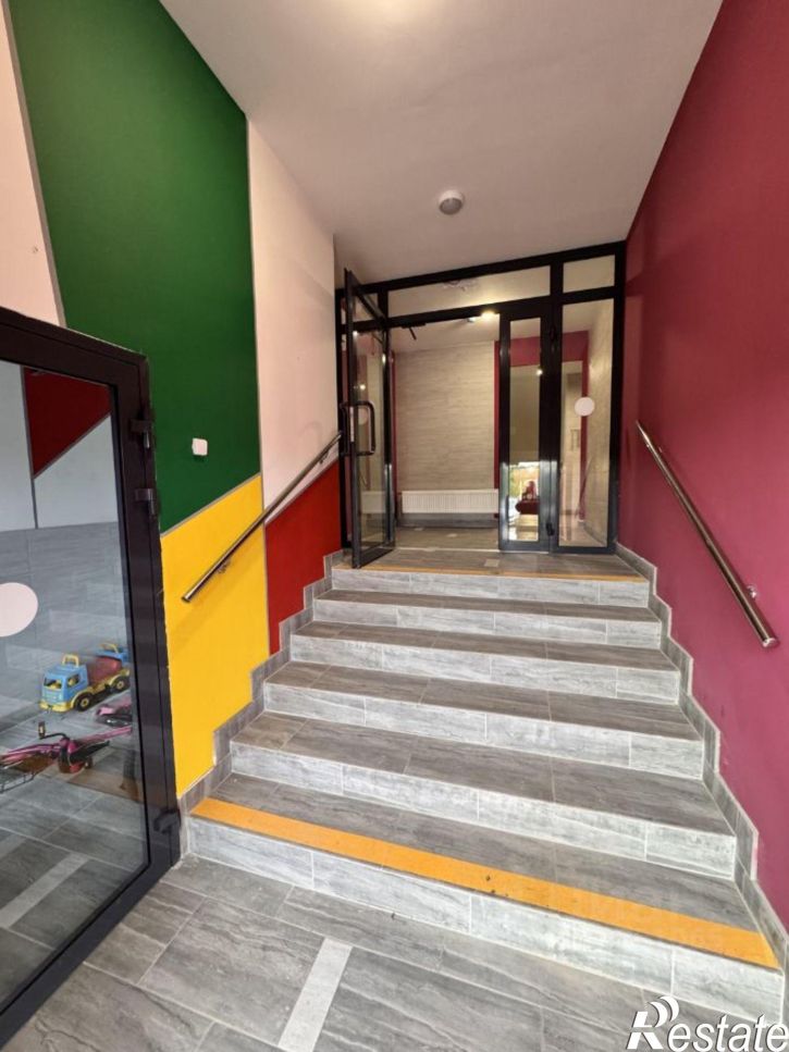 2-комн квартира ул Дружбы, 1,  д. 1