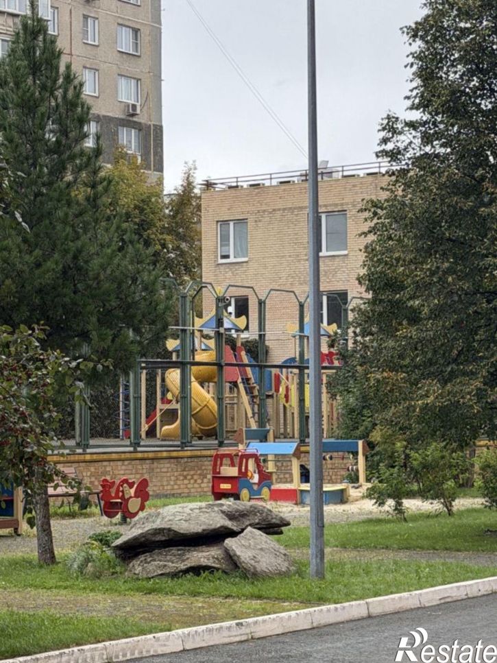 2-комн квартира ул Университетская Набережная, 28,  д. 28