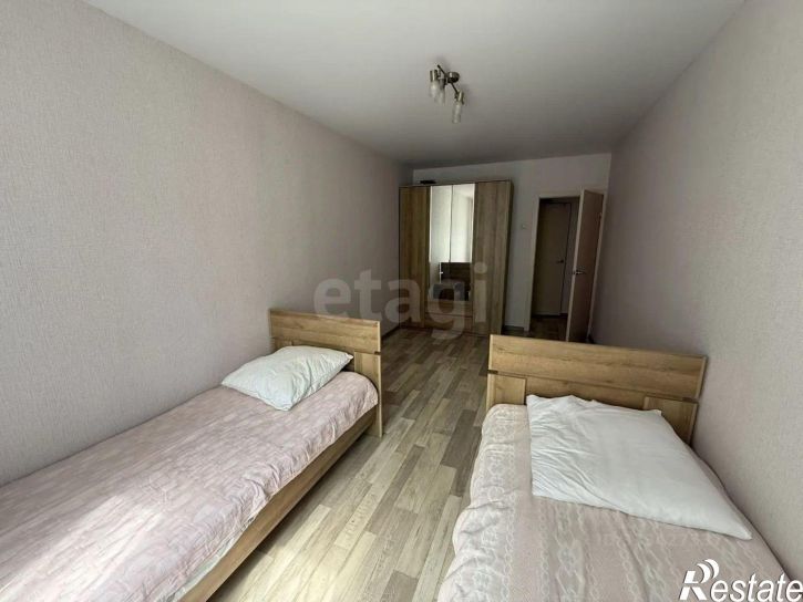 3-комн квартира ул Бейвеля, 61,  д. 61