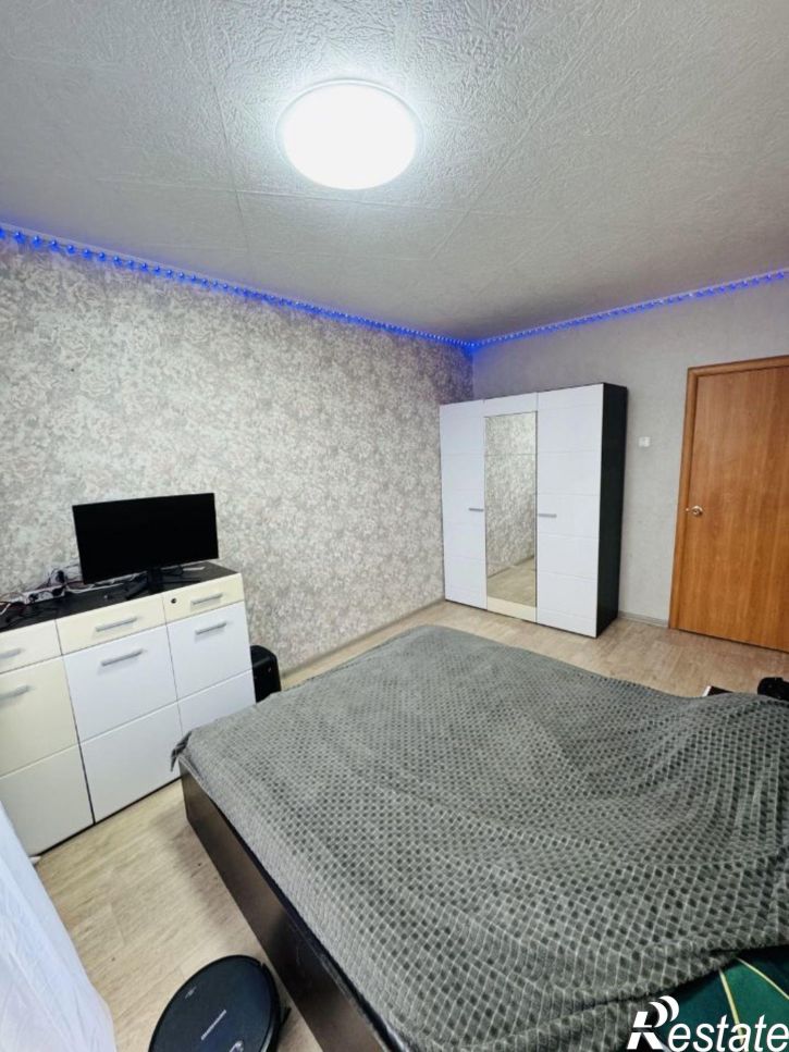 3-комн квартира ул Либединского, 51,  д. 51