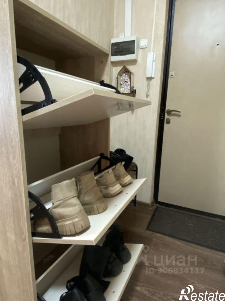 2-комн квартира ул Братьев Кашириных, 45,  д. 45