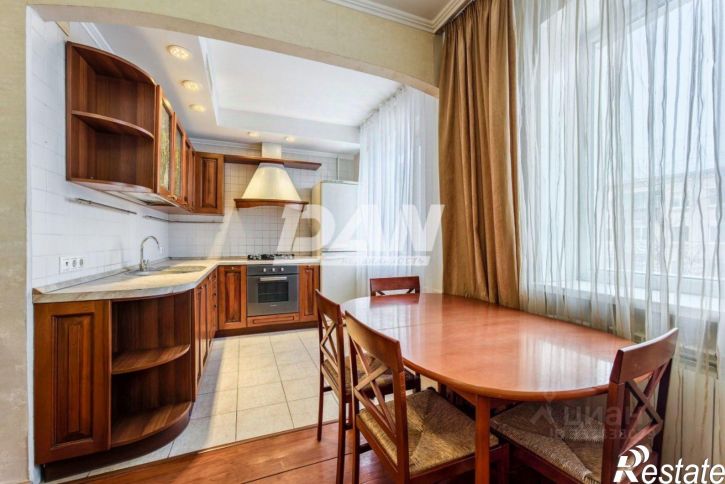 3-комн квартира ул Коммуны, 125,  д. 125