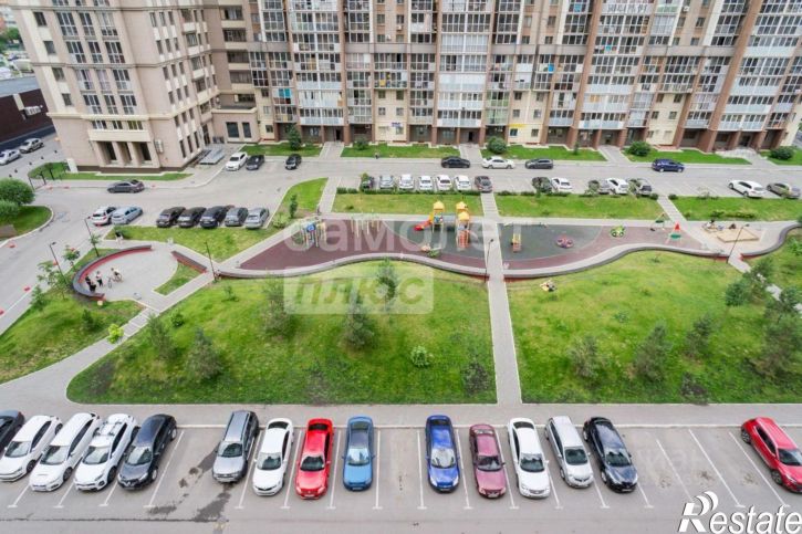 3-комн квартира улица Толбухина, 5,  д. 5