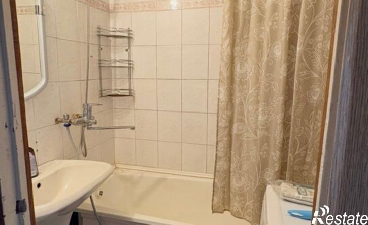 3-комн квартира улица Молодогвардейцев, 65,  д. 65