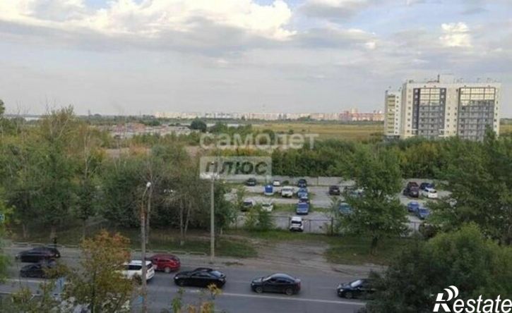 3-комн квартира улица Хохрякова, 30,  д. 30