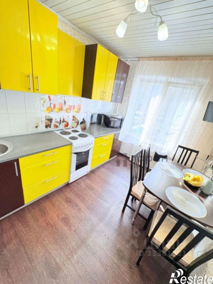 3-комн квартира улица Братьев Кашириных, 101А,  д. 101А