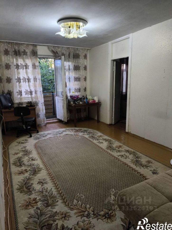 3-комн квартира площадь МОПРа, 4,  д. 4