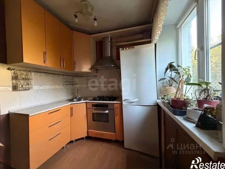 2-комн квартира улица 3 Интернационала, 64,  д. 64
