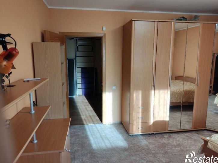 3-комн квартира улица Монакова, 31,  д. 31